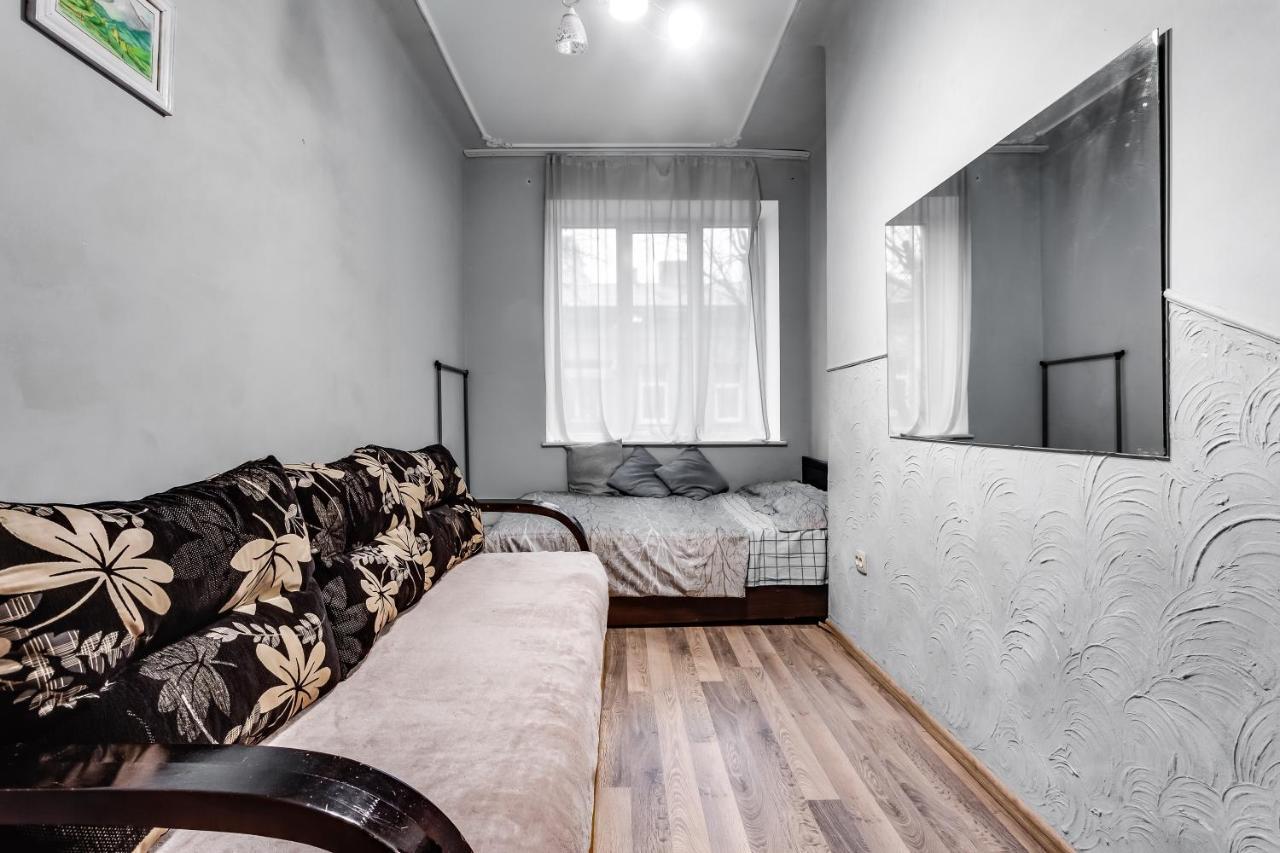 Apartment Near Circus Liov Exterior foto